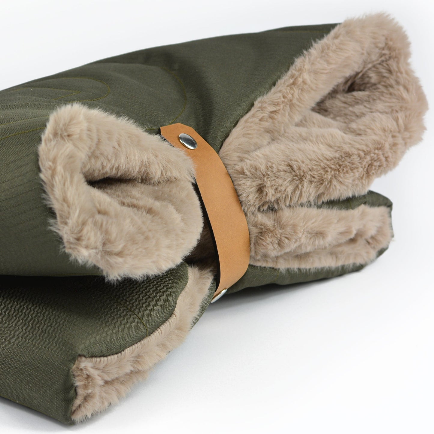 PLÜSCHFANNY – Faltbares Reisebett für Hunde