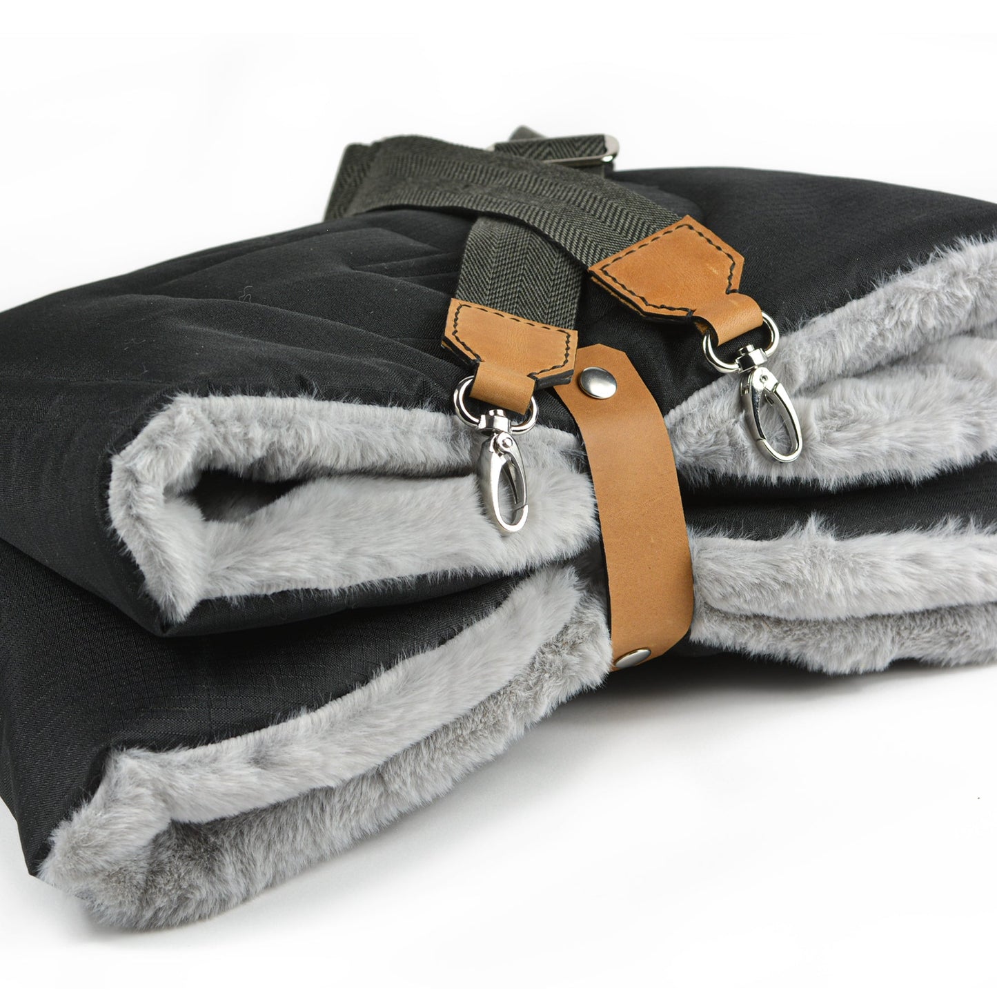 PLÜSCHFANNY – Faltbares Reisebett für Hunde