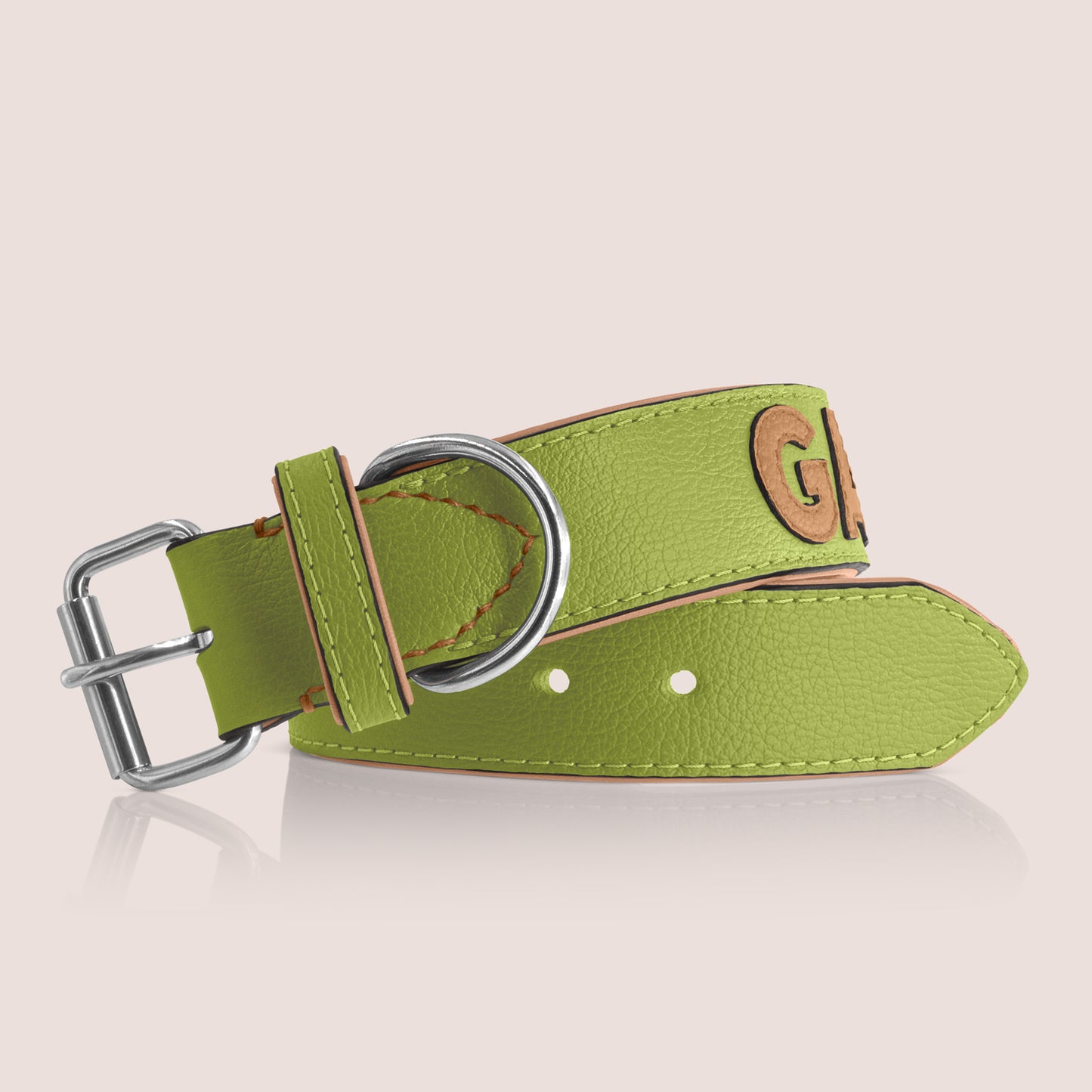 TONERL – Hundehalsband mit Namen aus Leder in Apfelgrün - Caramel