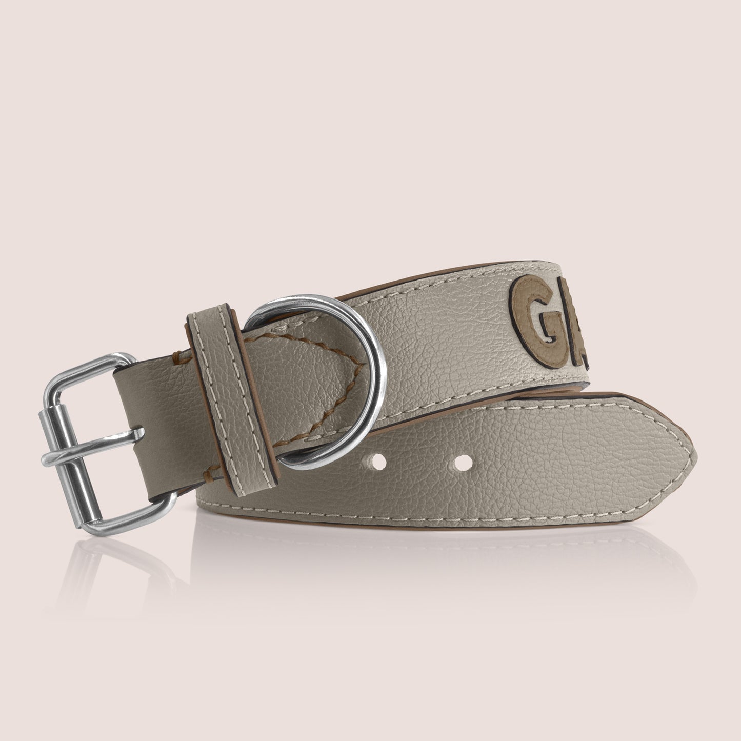 TONERL – Hundehalsband mit Namen aus Leder in Lehm - Taupe